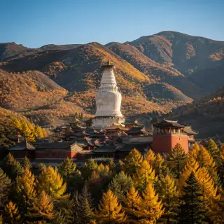 Tibetan Buddhist monastery on Mount Wutai